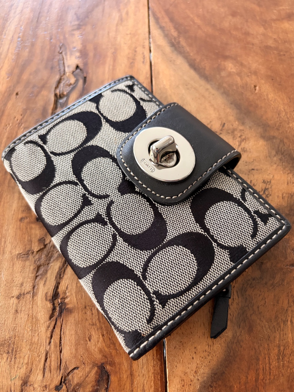 Coach Y2K Turnlock Wallet Black & Gray Canvas and Leather Silver Toned Hardware